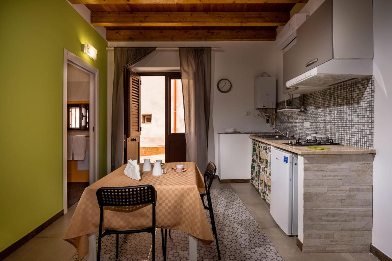 Апартаменты Il Cortile Кастелламмаре-дель-Голфо Экстерьер фото
